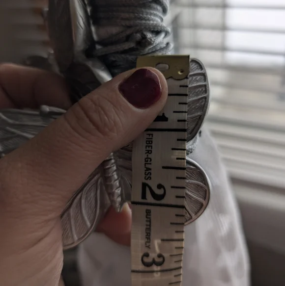 Magnetic Butterflies Curtain Tiebacks (Set of 2), Silver, Animals Baby Gift - Picture 5 of 7